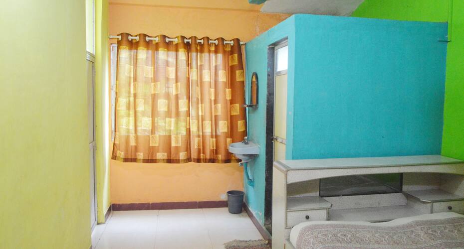 Kalaprasad Guest House, Shrivardhan 4